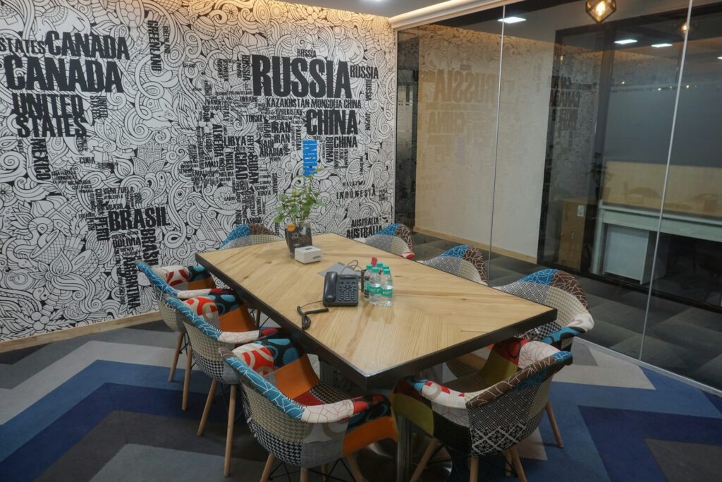 Smartworks Coworking Spaces IPO: ₹13,932 में करें निवेश, जानें डेट, प्राइस और कंपनी की पूरी जानकारी 3 smartworks coworking ipo 2025 hkk